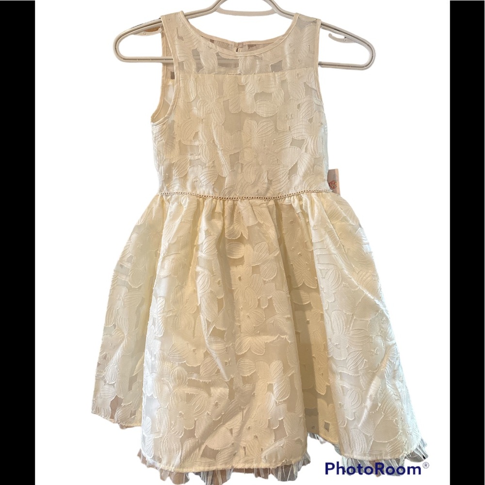 Mia & Mimi Toddler Girl’s Flower Lace Cream Dress Size S New, Tags Button Back